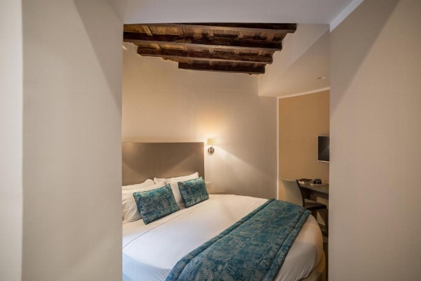 Reginella Suites image 8